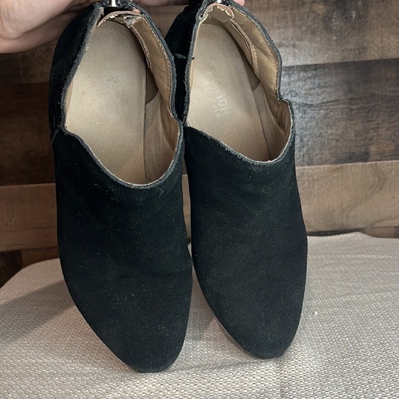 Kenneth Cole Reaction Black Leather Suede Booties Size 7 Side Way - Picture 3 of 8